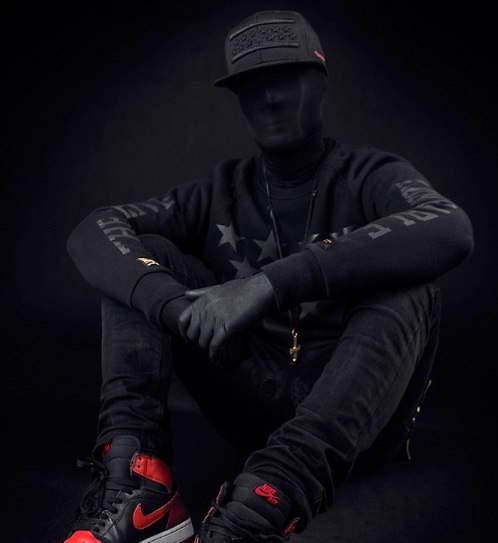 Blvck paradise. BLVCK одежда. Май BLVCK. Nike похожие на ниндзя. Эстетика BLVCK Paris.